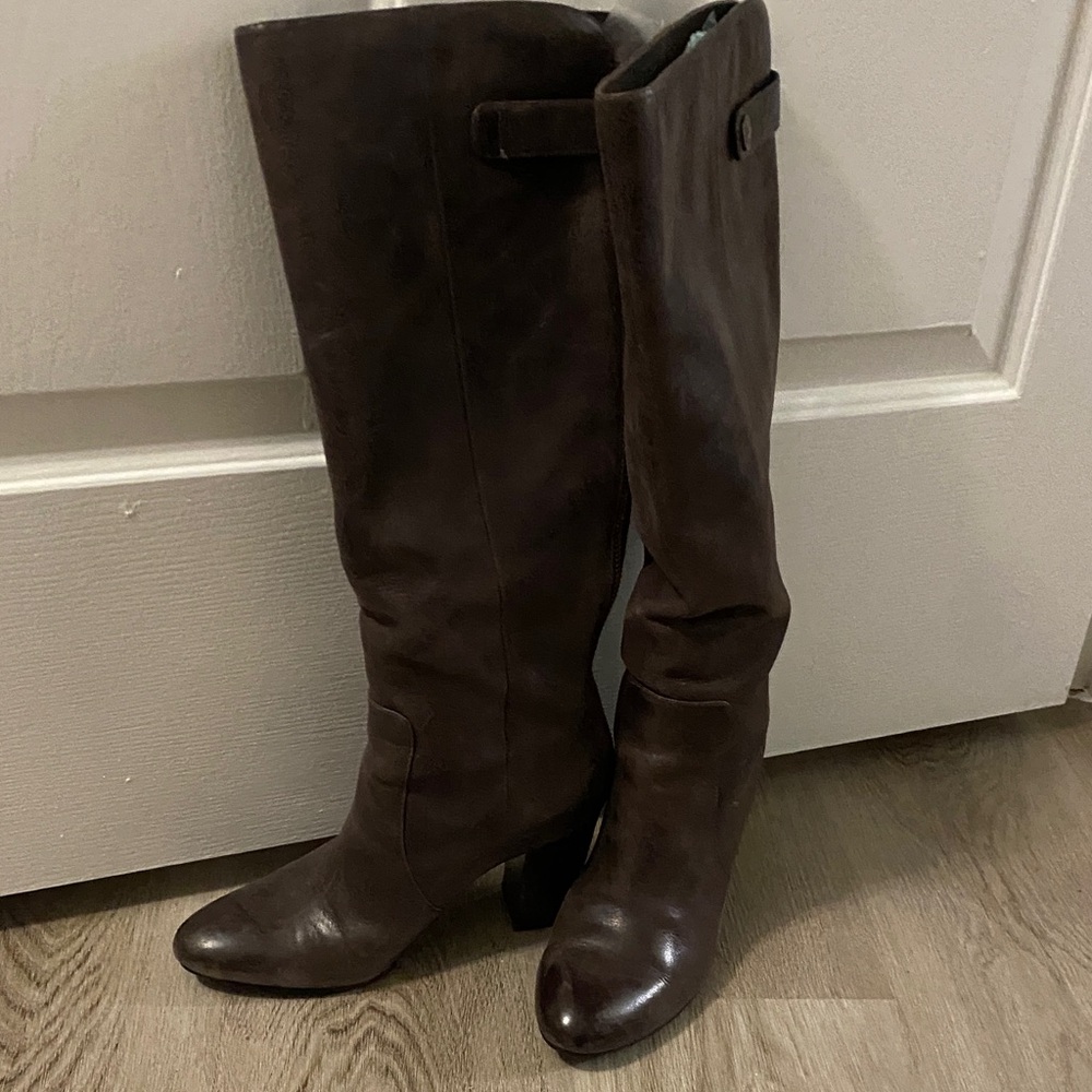 Isola Dark Brown Heeled Boots